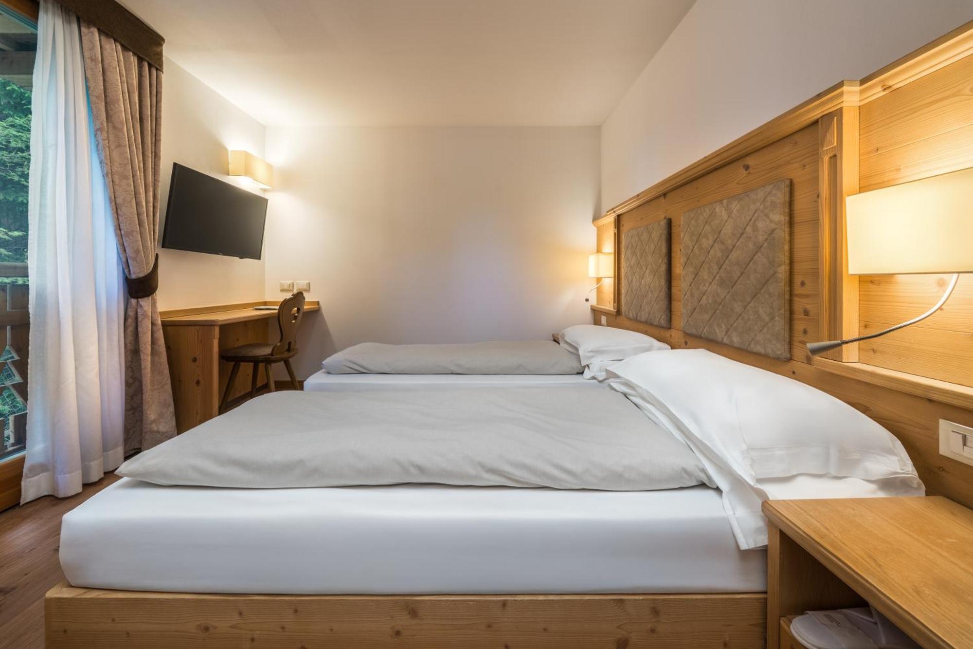 Suite con 2 Camere da Letto e Balcone - Dependance